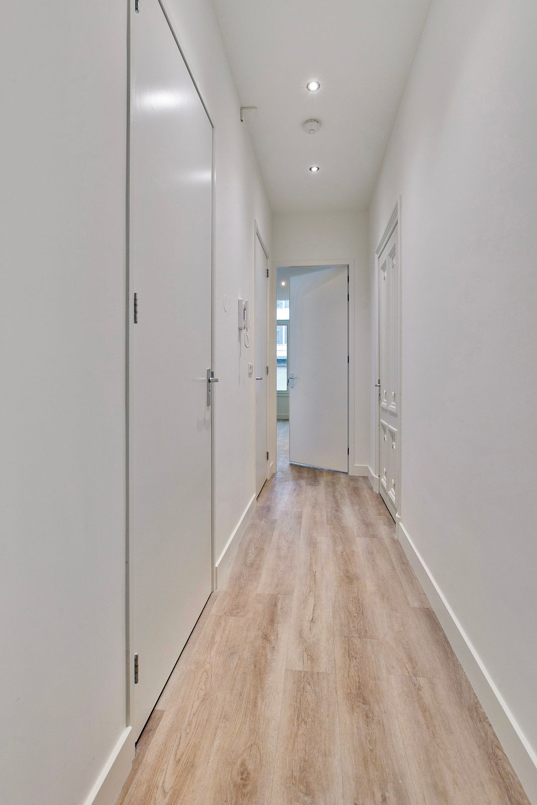 Photo 22 of Marktstraat 10