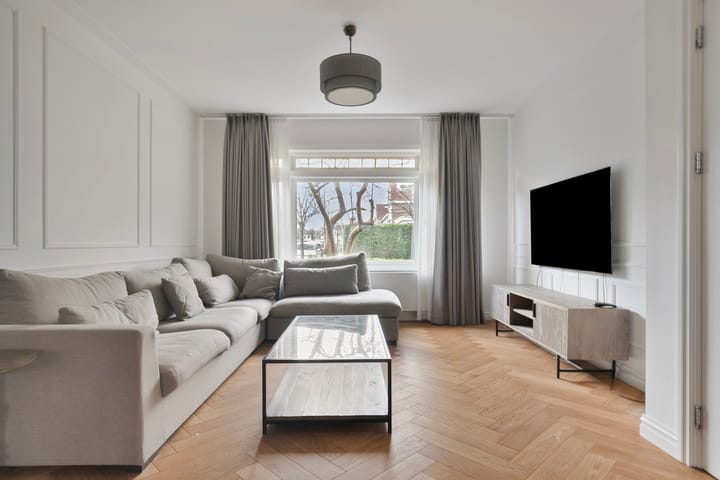 Foto 2 van Van den Broekelaan 1