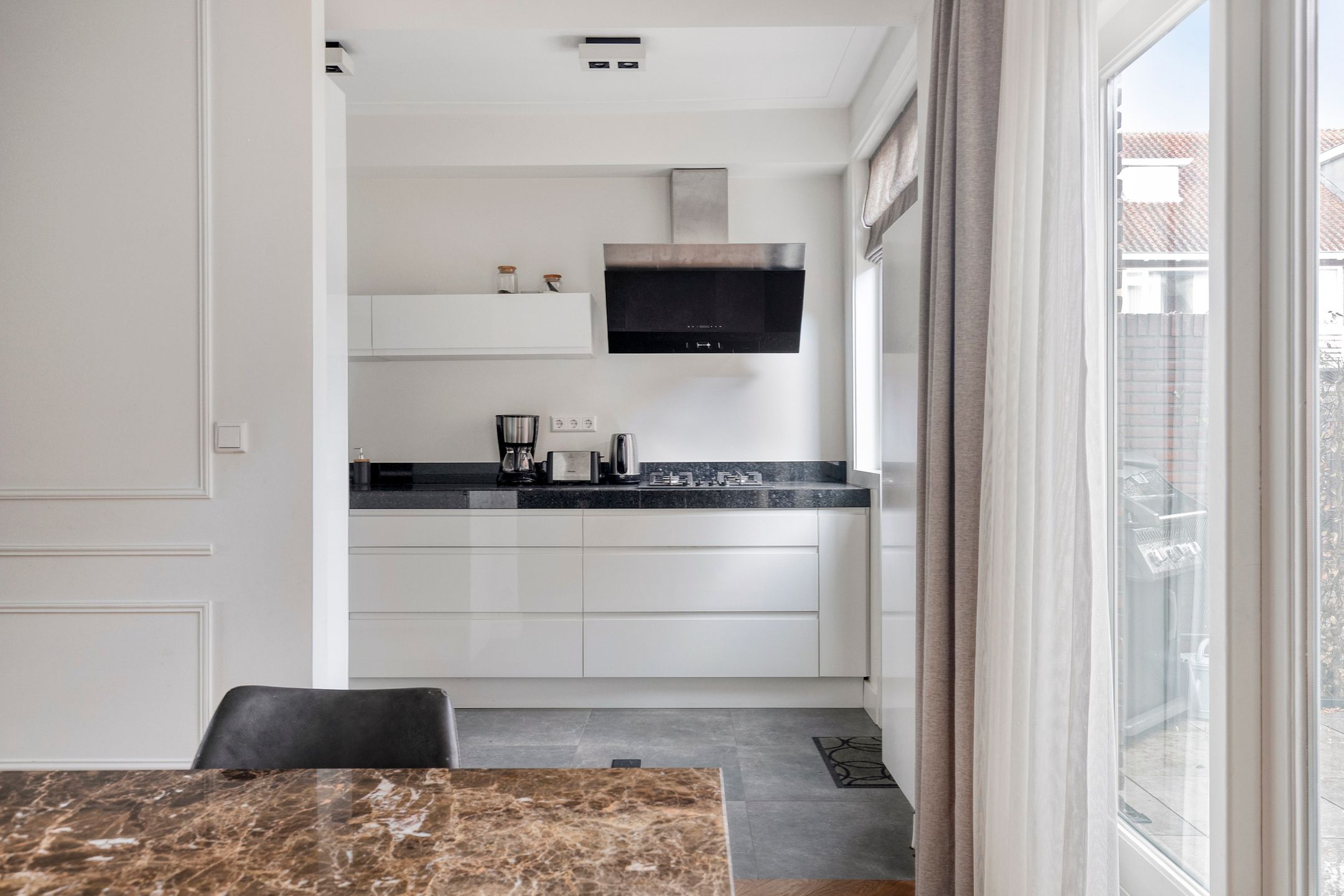 Foto 6 van Van den Broekelaan 1