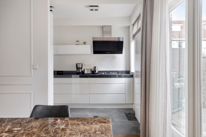 Foto 6 van Van den Broekelaan 1