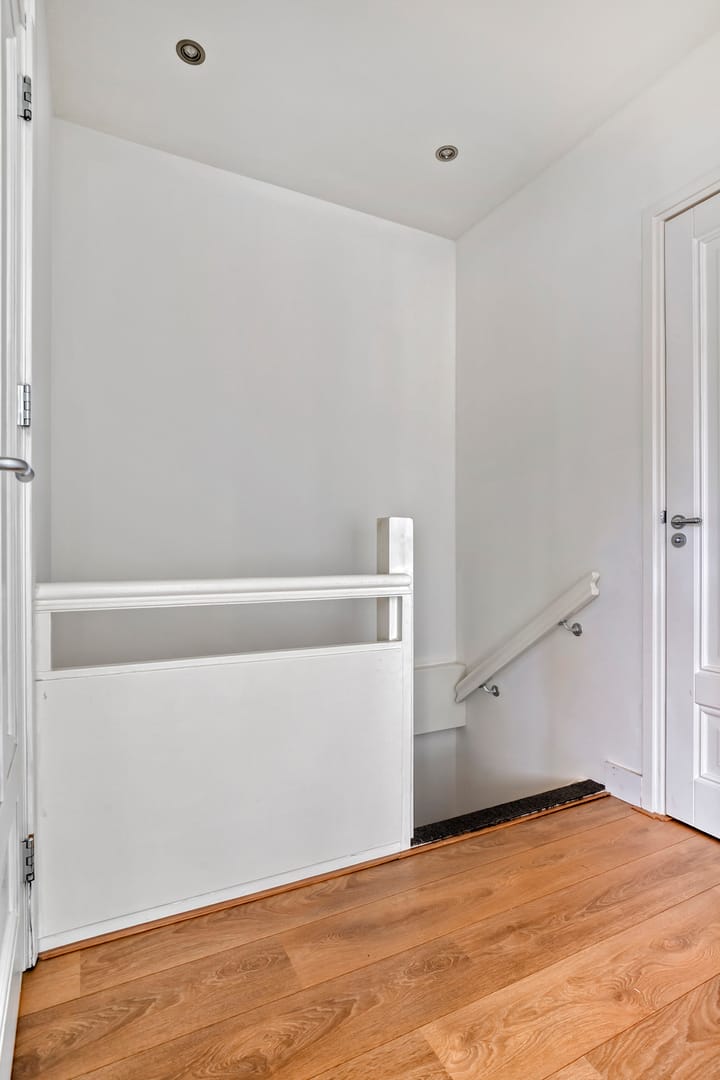 Foto 32 van Van den Broekelaan 1