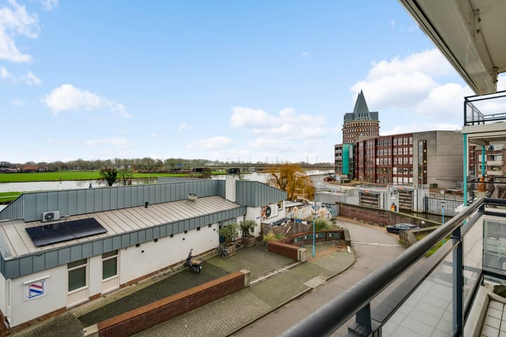 Foto 29 van Maasboulevard 11