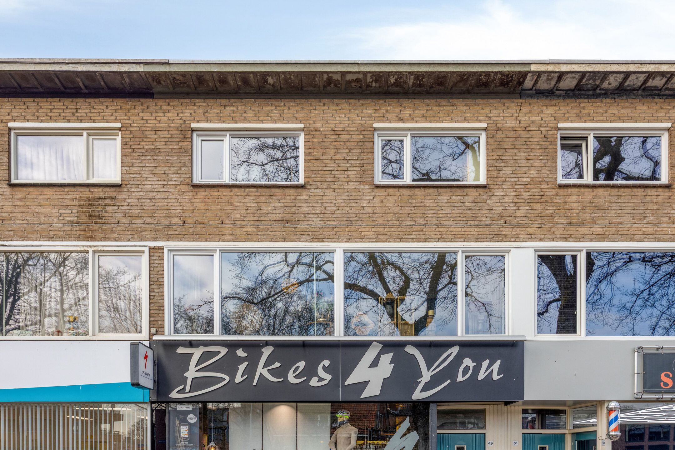 Photo 6 of Weerdingerstraat 49