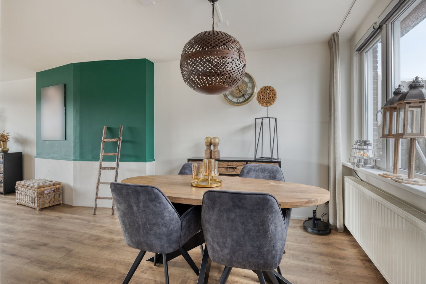 Photo 19 of Weerdingerstraat 49