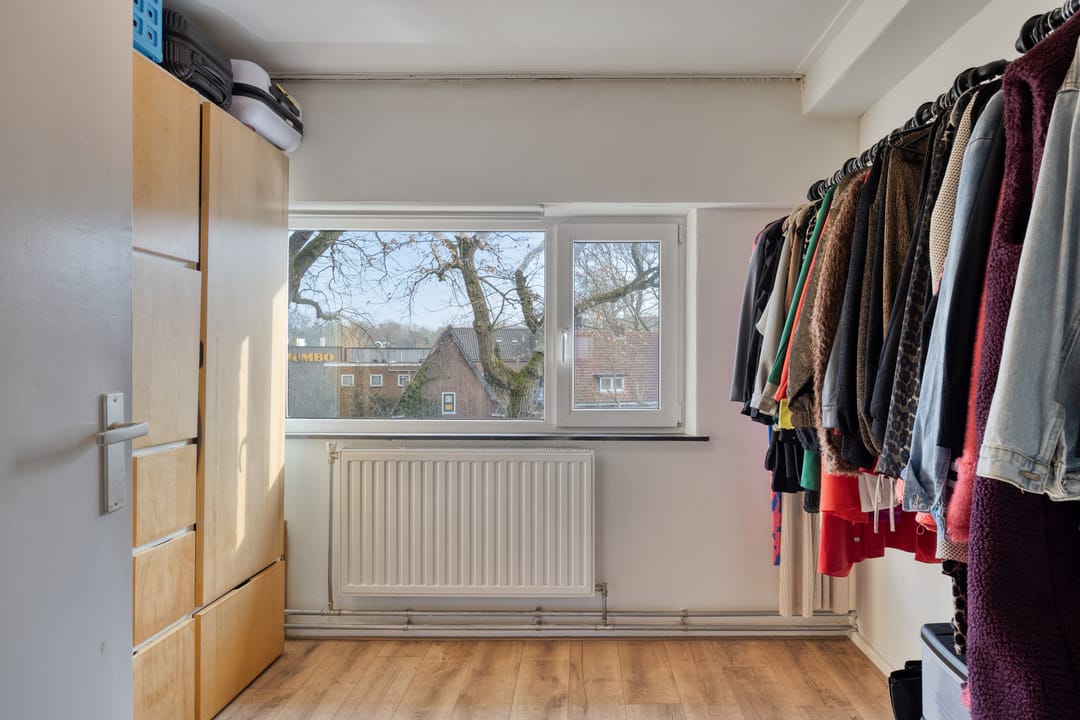 Photo 32 of Weerdingerstraat 49