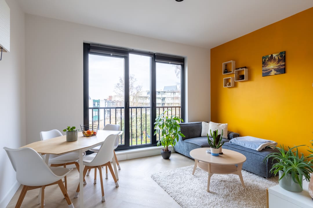 Photo 2 of Rechterstraat 67-08