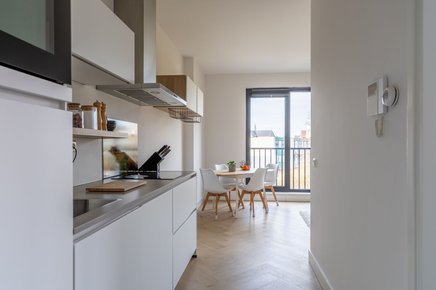 Photo 5 of Rechterstraat 67-08