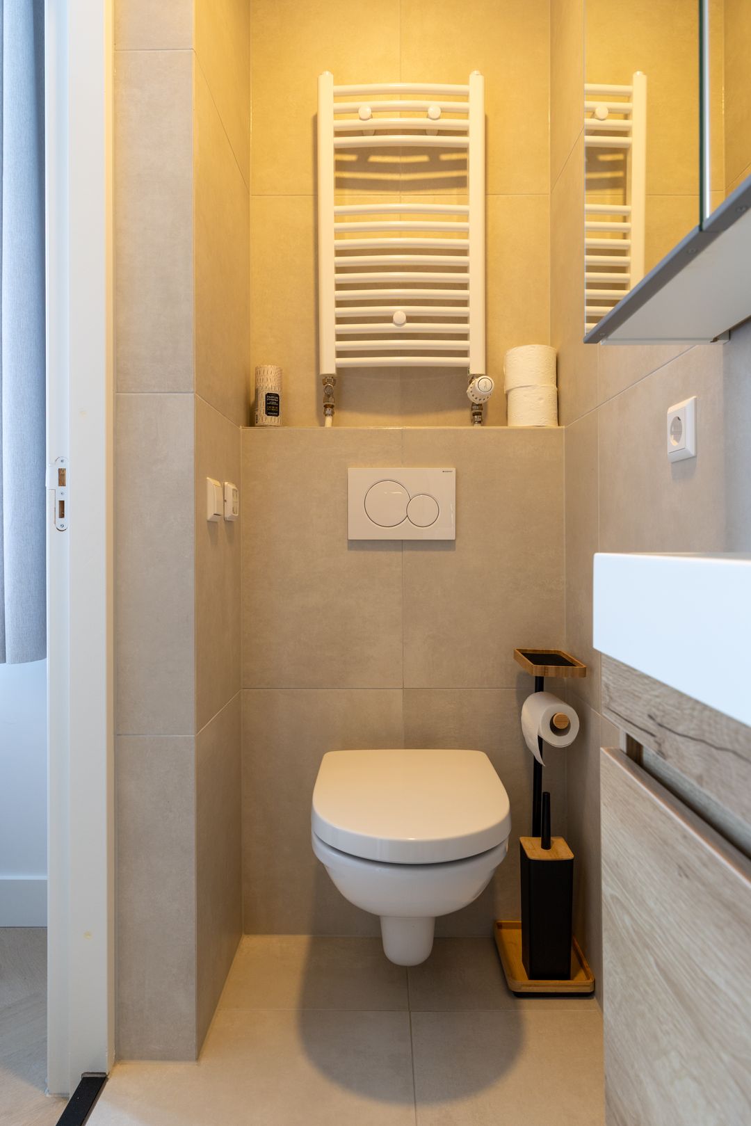 Photo 8 of Rechterstraat 67-08