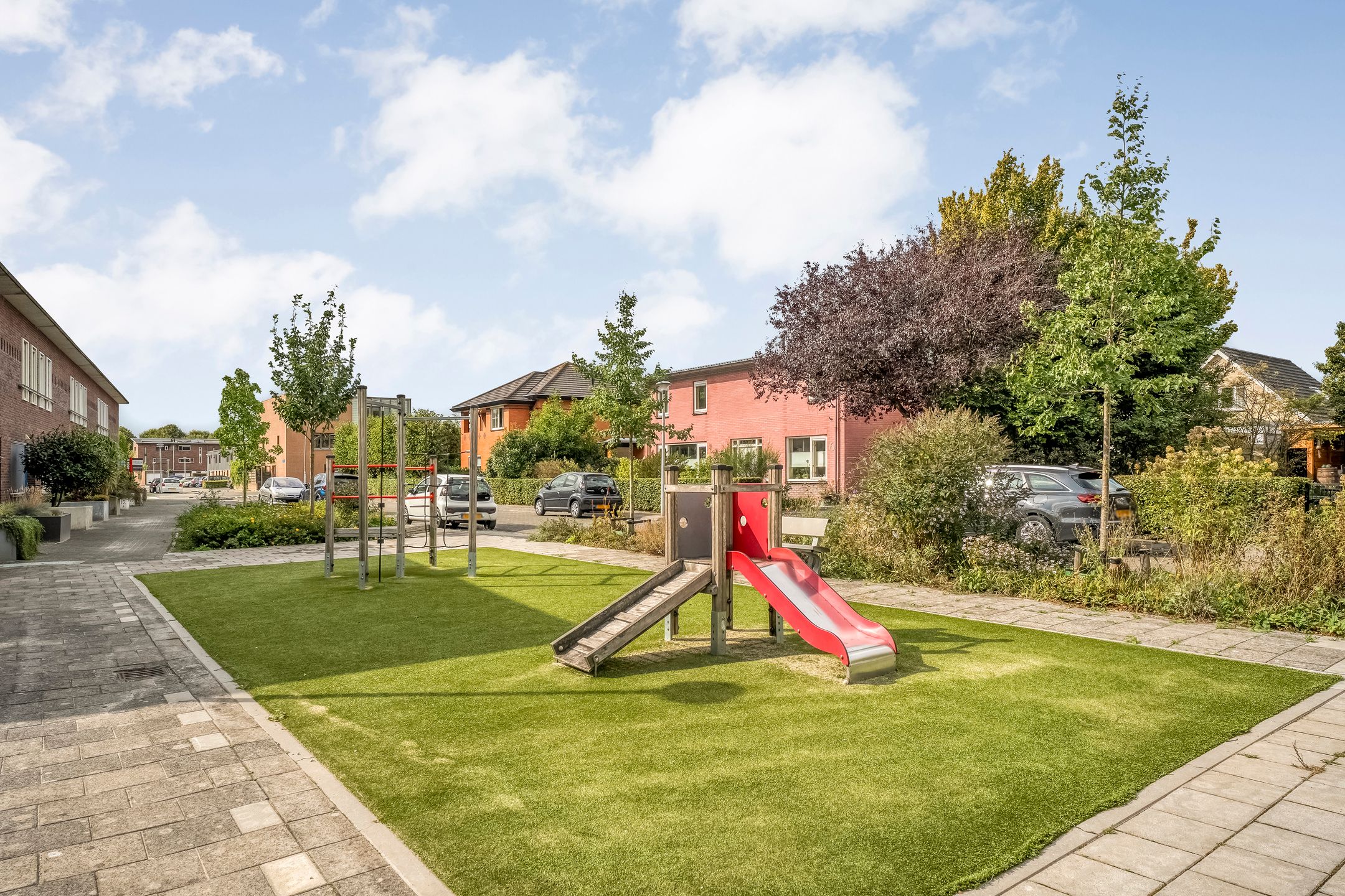 Foto 33 van Leiendekkerstraat 17