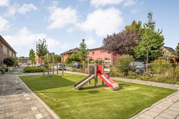 Foto 33 van Leiendekkerstraat 17