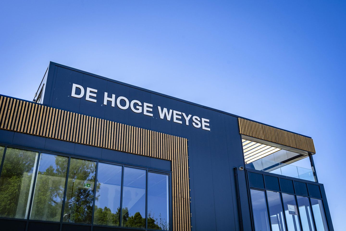 Bekijk foto 2 van Hogeweyselaan 215-C