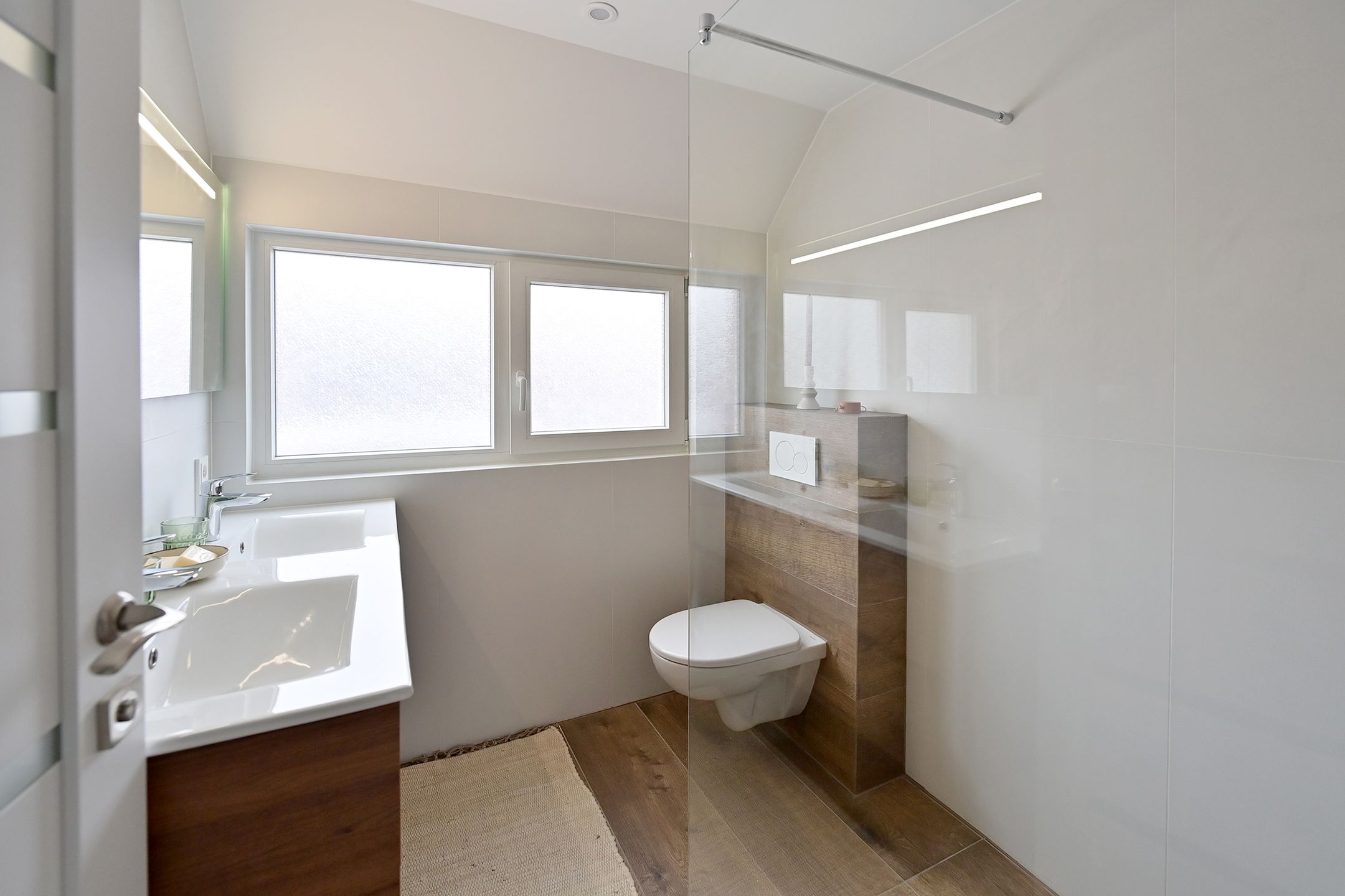 Photo 12 of Bellstraat 15