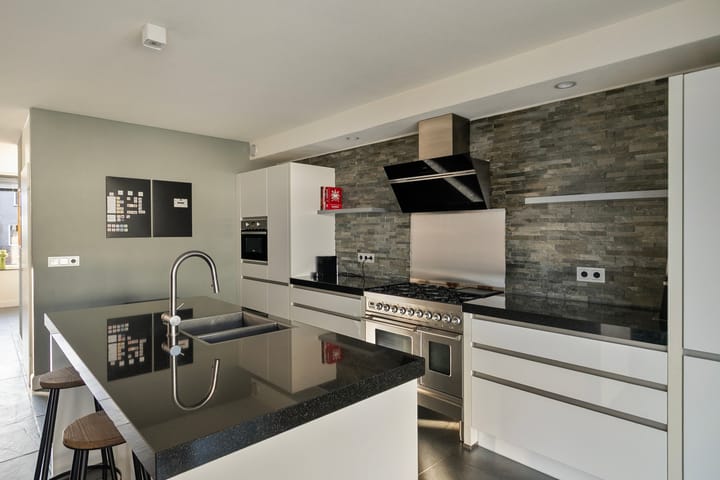 Foto 16 van Dr. W.M. Verhaarlaan 80