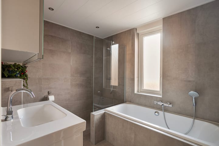 Foto 22 van Dr. W.M. Verhaarlaan 80