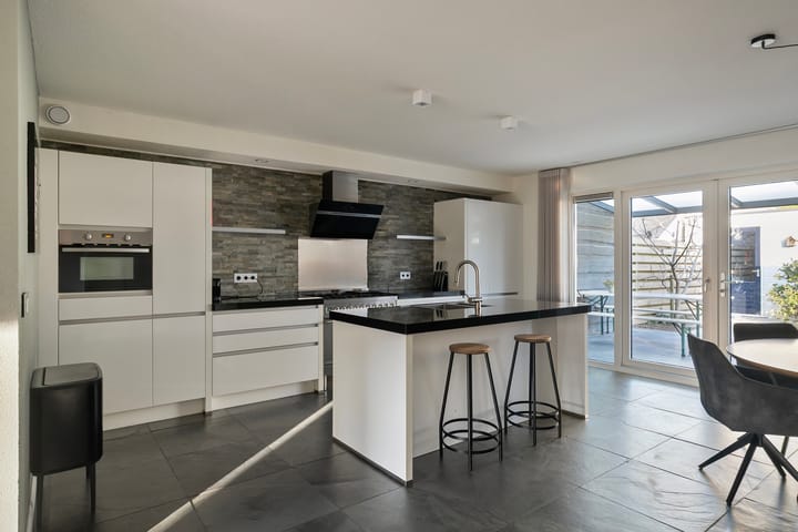 Foto 3 van Dr. W.M. Verhaarlaan 80