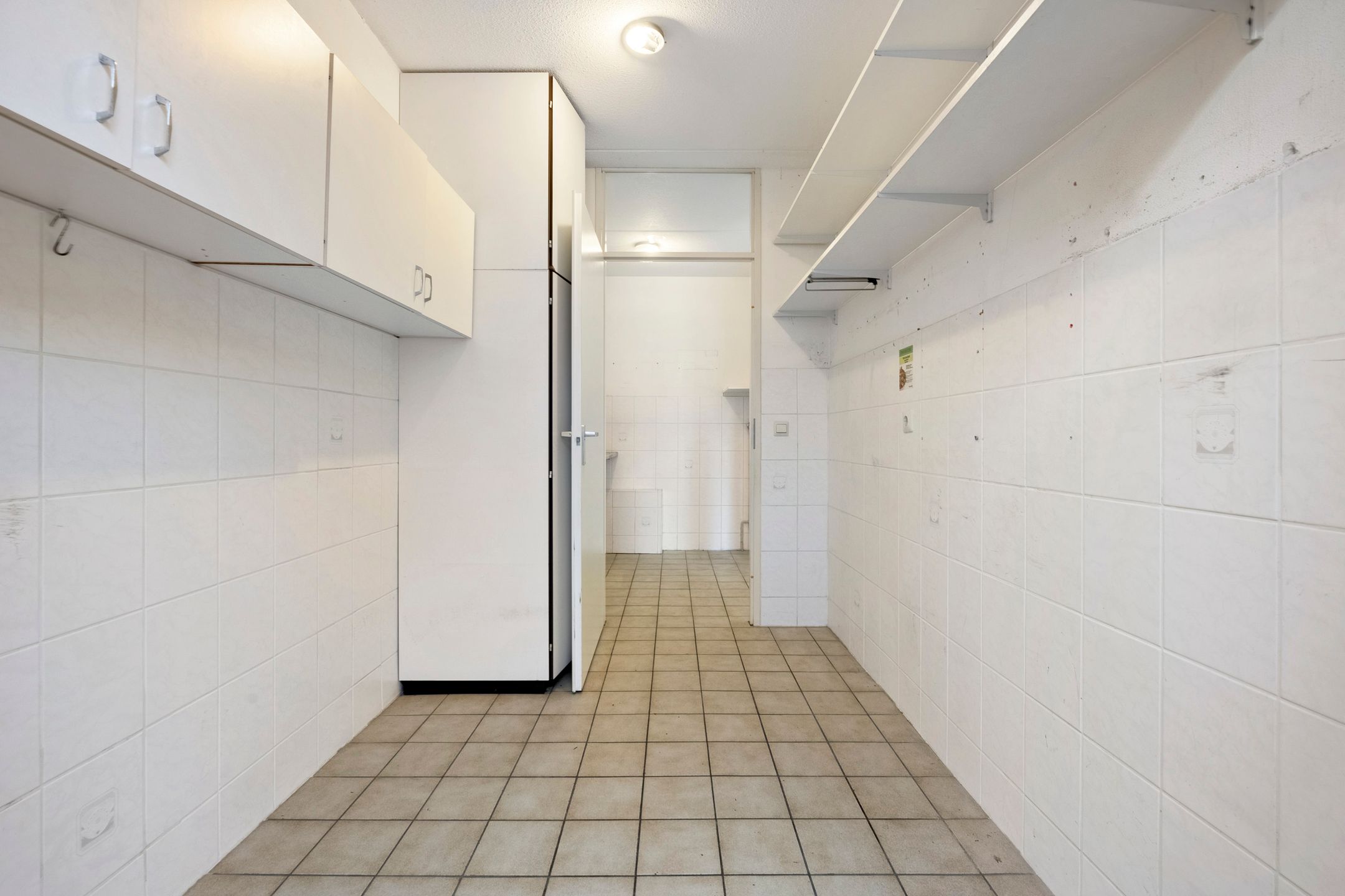 Photo 18 of Van der Weidenlaan 7