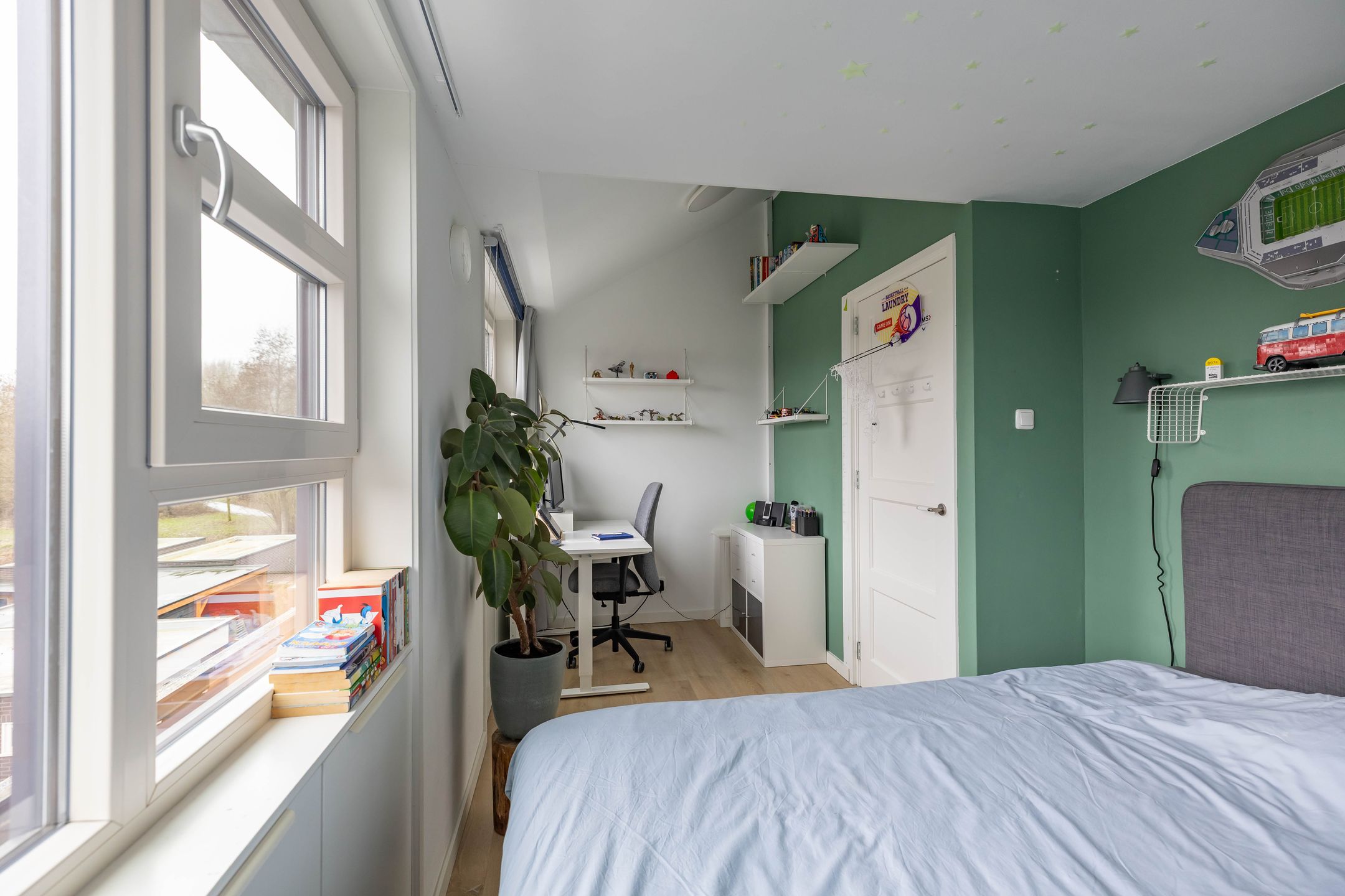 Photo 42 of H.N. Werkmanstraat 38