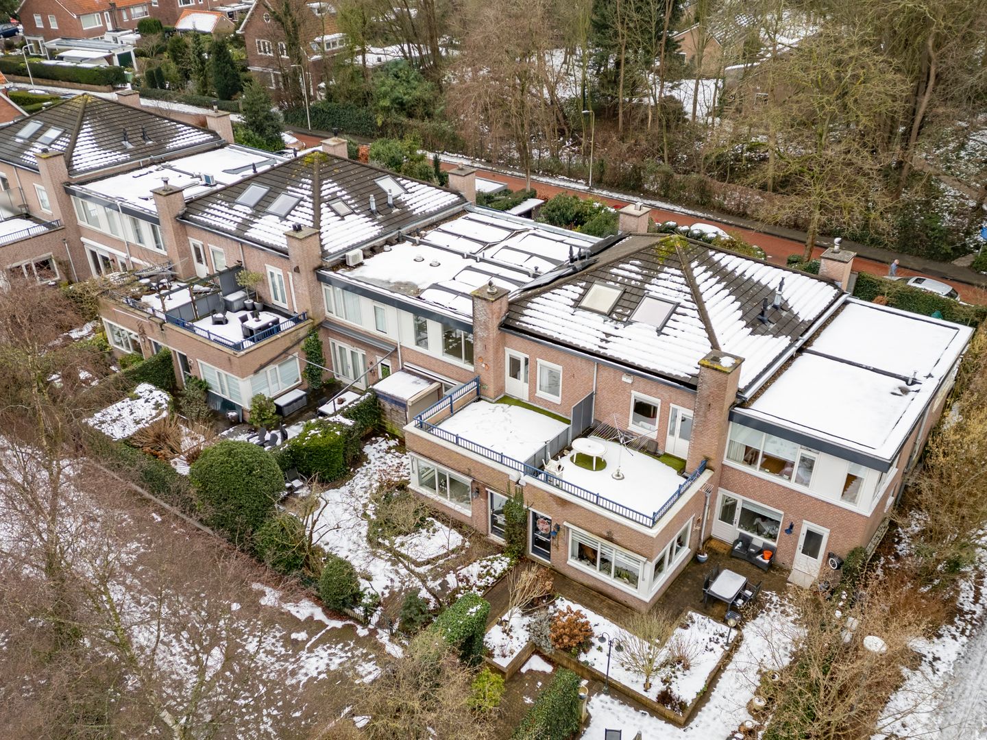 Photo 44 of Van der Weidenlaan 7