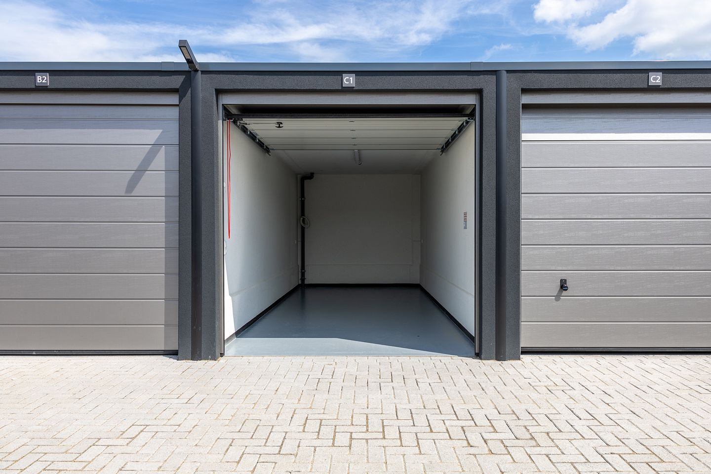 View photo 4 of Productiestraat 9