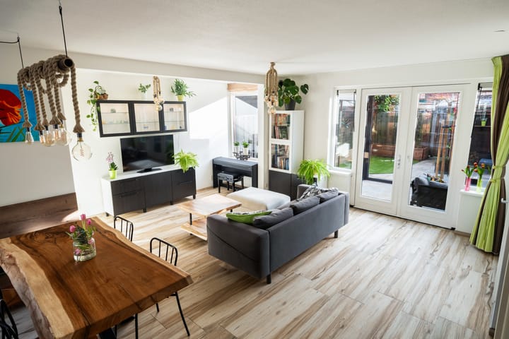 Photo 9 of De Does 8