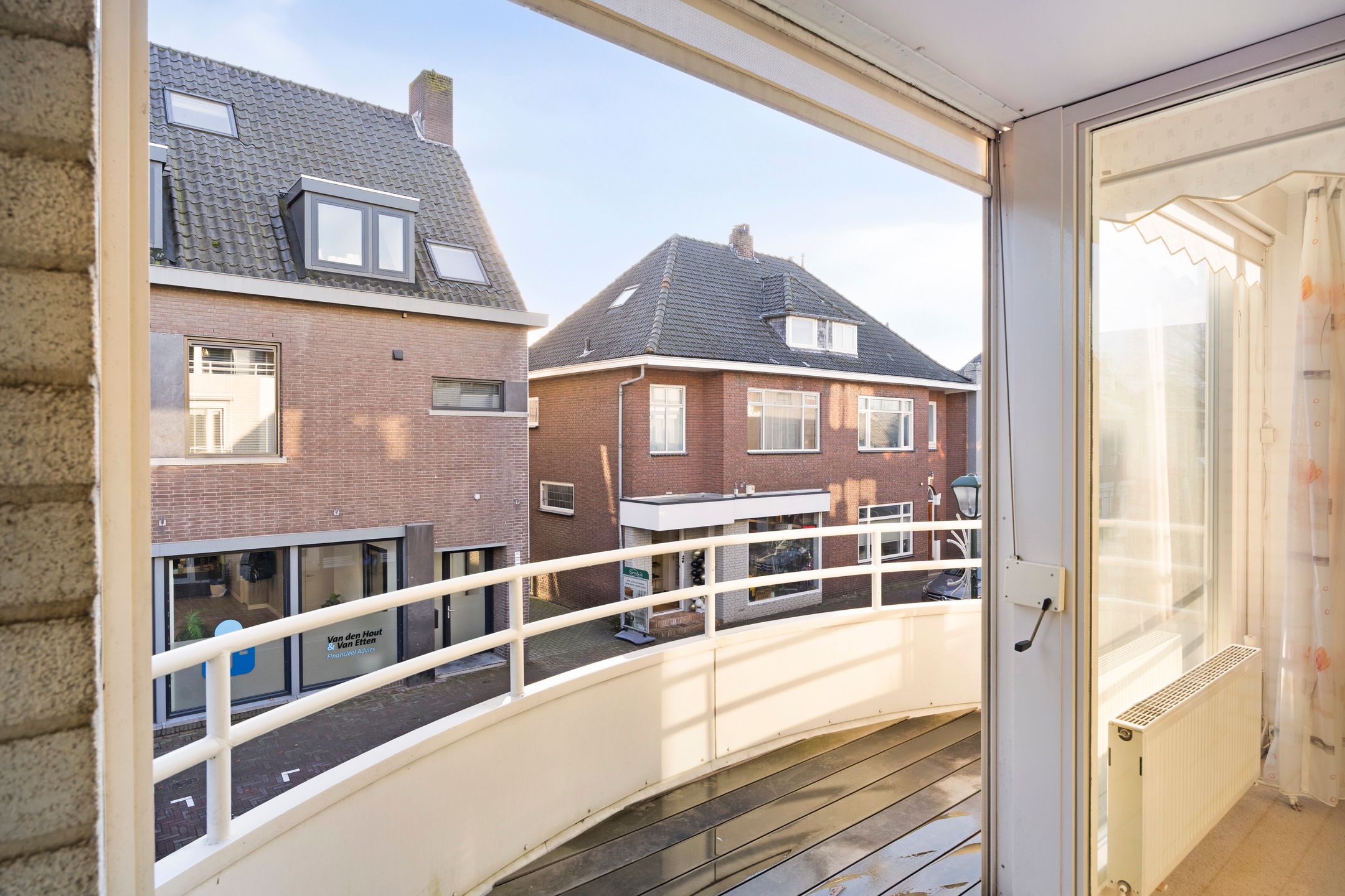 Photo 12 of Hoofdstraat 61-A