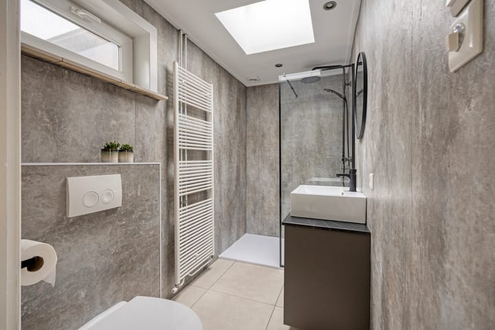 Photo 4 of Julianastraat 8