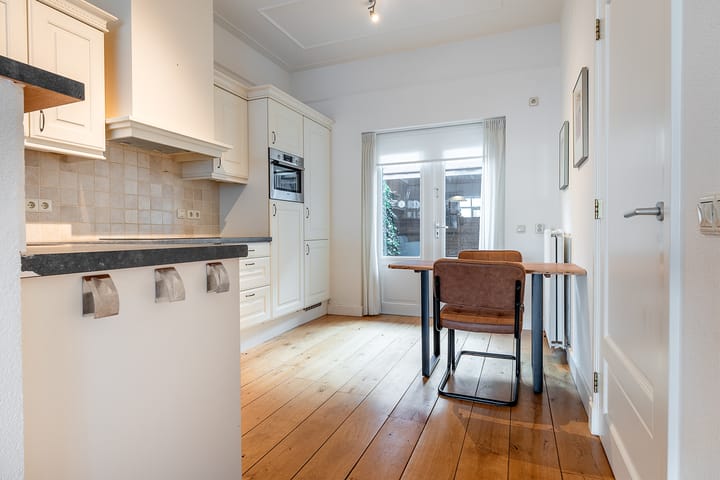 Foto 17 van Julianaplein 17