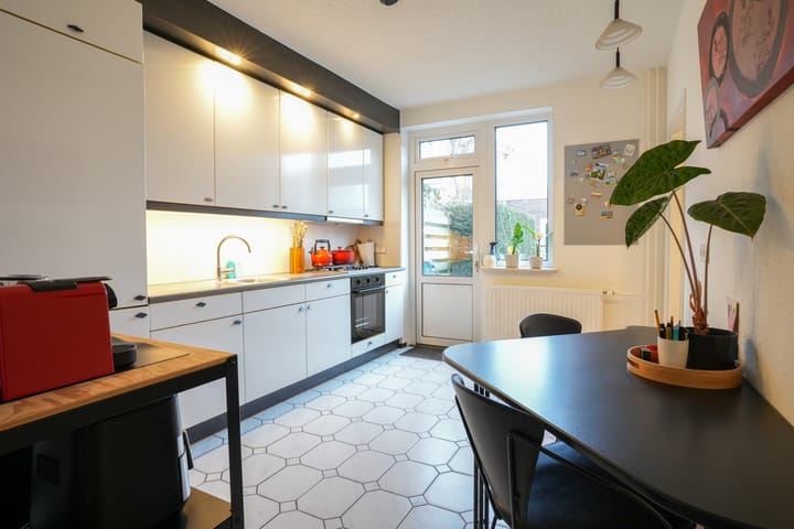 Foto 12 van Nobelstraat 19