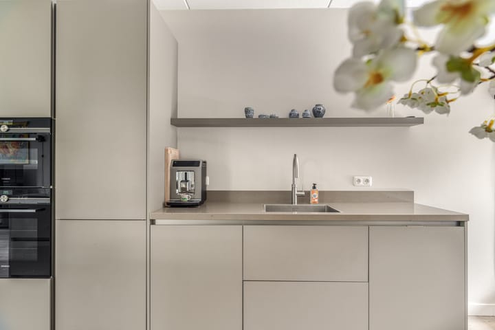 Foto 12 van Thomas Morelaan 99