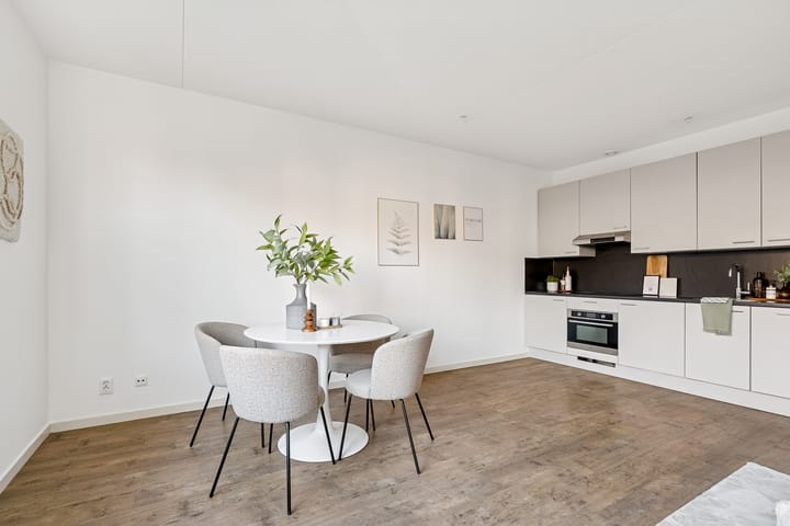 Foto 19 van San Marinostraat 25