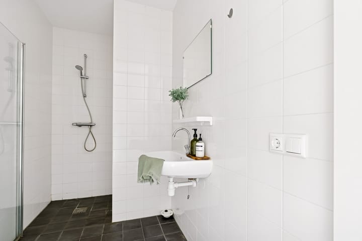 Foto 27 van San Marinostraat 25