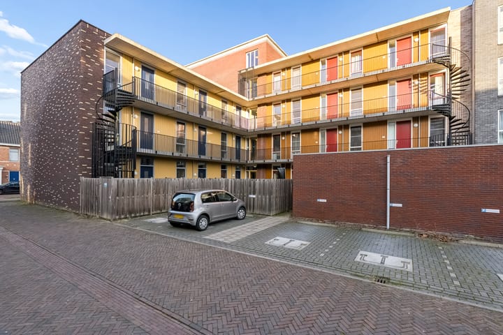 Foto 33 van San Marinostraat 25