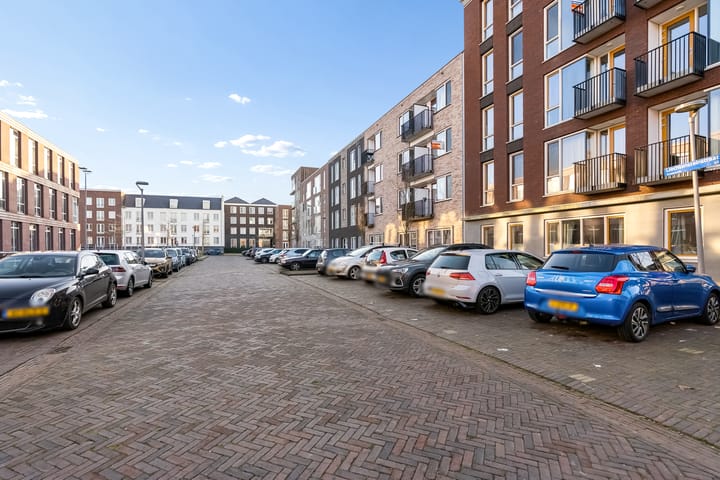 Foto 35 van San Marinostraat 25