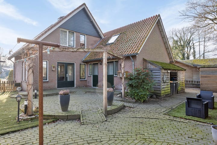 Foto 3 van Broeninkskamp 41