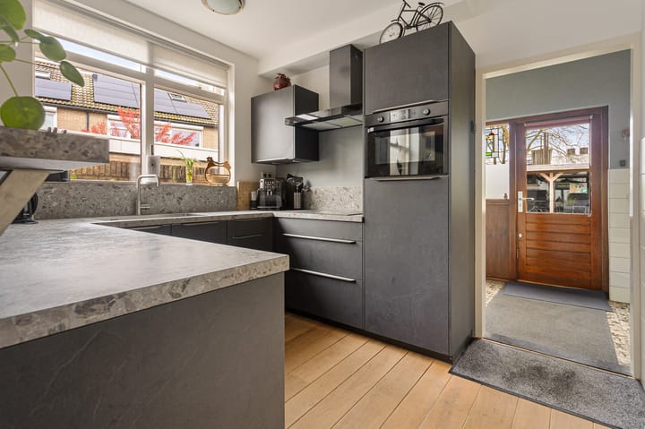 Foto 9 van Weteringstraat 94