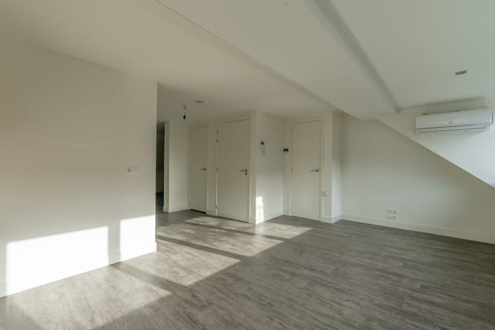 Foto 4 van Tweede Walstraat 163-B