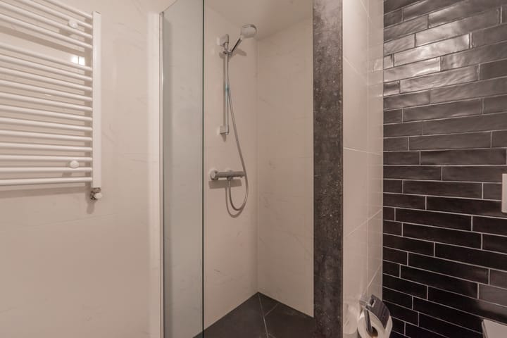 Foto 12 van Tweede Walstraat 163-B