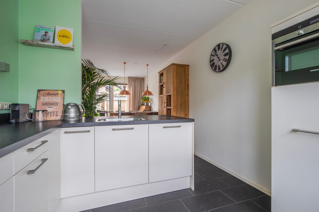 Foto 16 van Pijlkruid 10