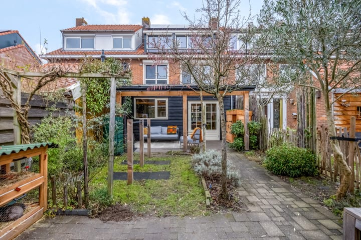 Foto 47 van Dahliastraat 13