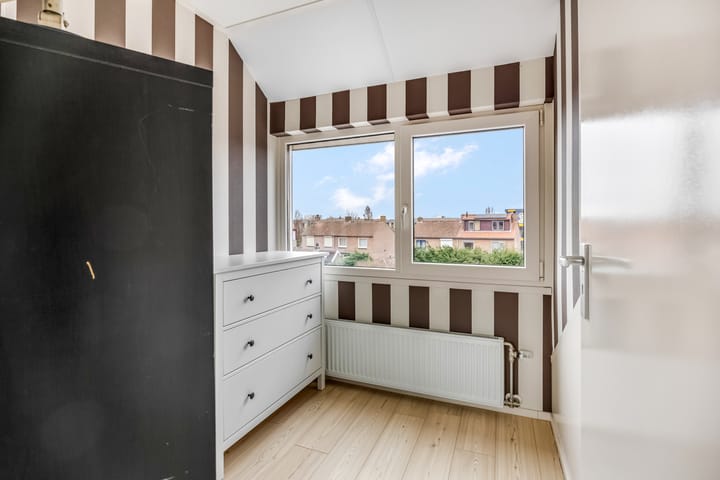 Foto 45 van Dahliastraat 13