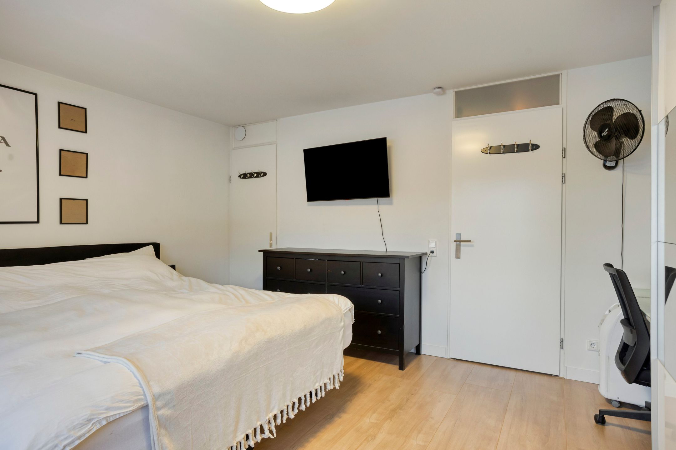 Photo 15 of Erfgooiersstraat 586