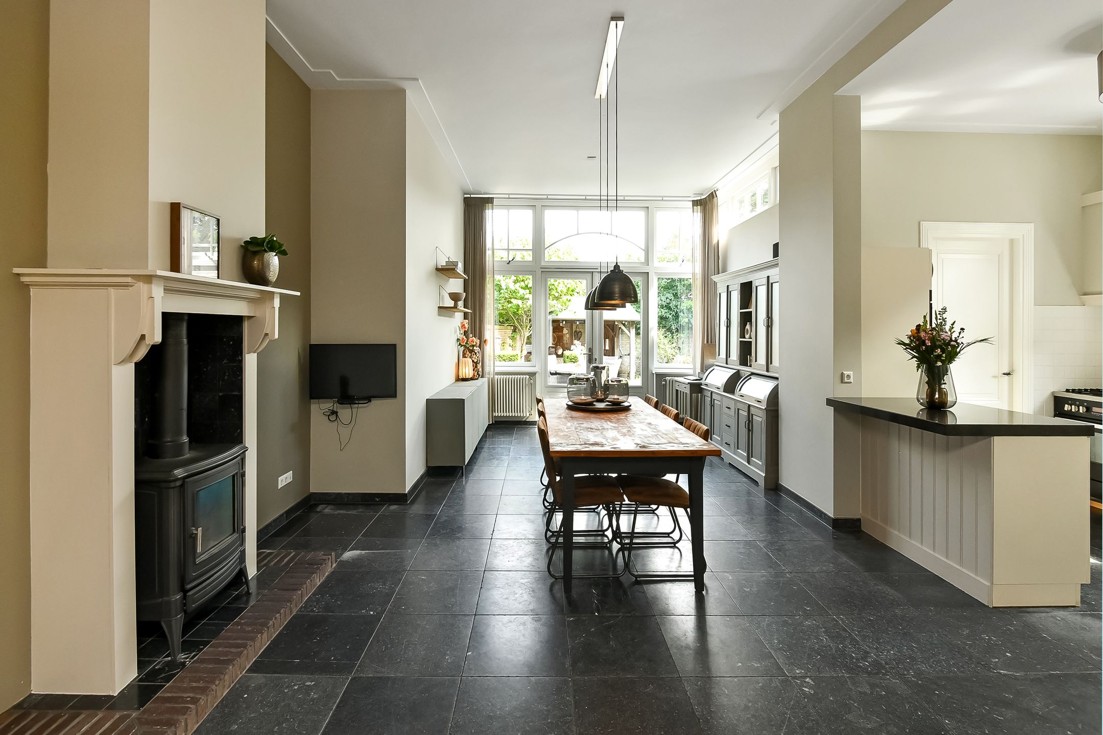 Foto 24 van Stationsstraat 17