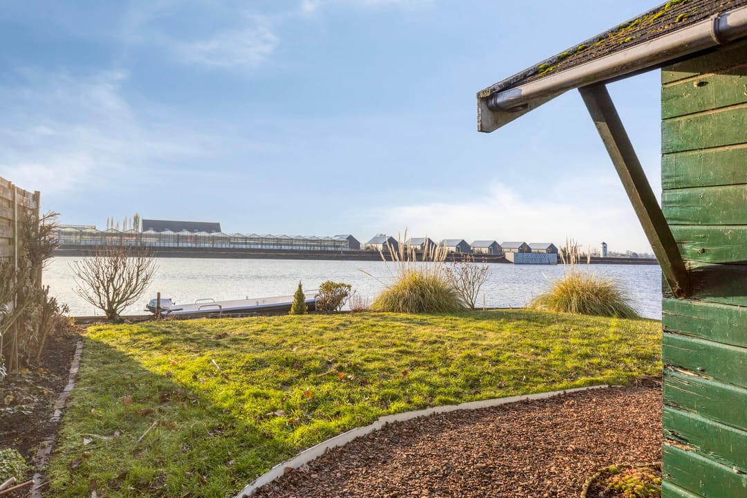 Photo 16 of Zuideinde 124-A