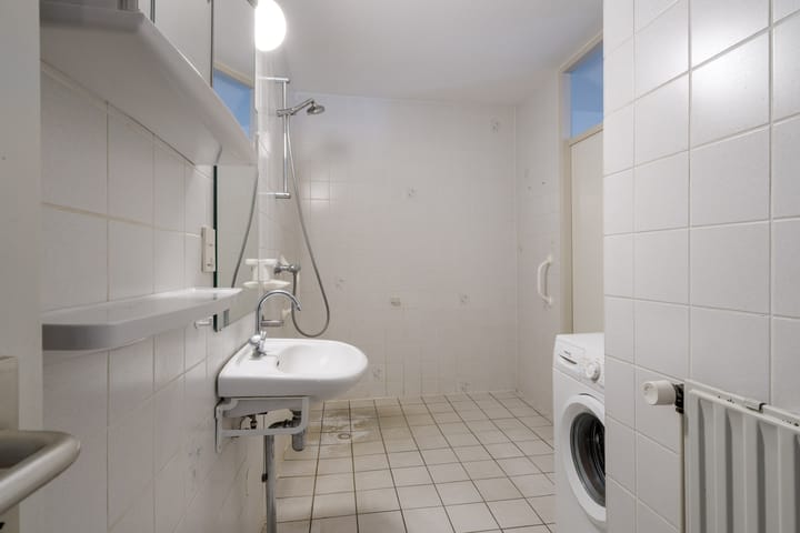 Photo 32 of Withof 6