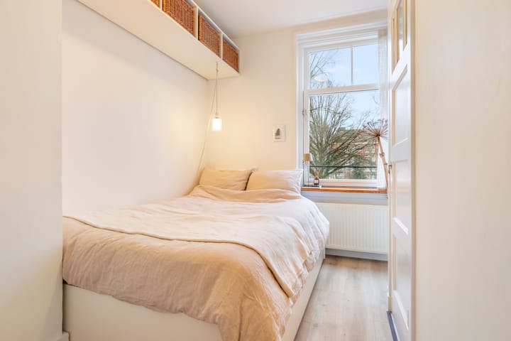 Photo 19 of Albert Neuhuysstraat 34-1