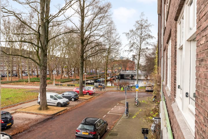 Photo 26 of Albert Neuhuysstraat 34-1