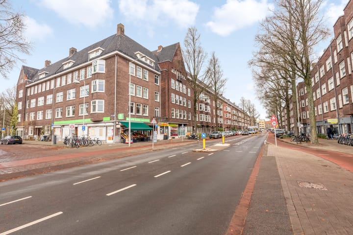 Photo 32 of Albert Neuhuysstraat 34-1