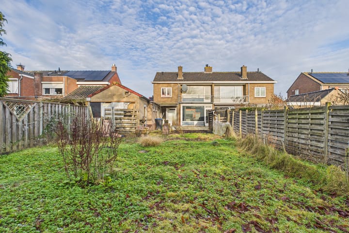 Photo 7 of Julianalaan 20