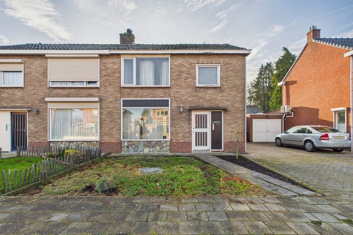 Photo 8 of Julianalaan 20