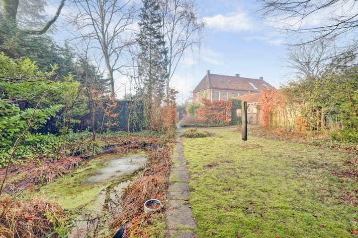 Photo 4 of Oosterhoutseweg 8